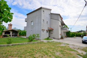 Отель Apartment Sanja  Раб